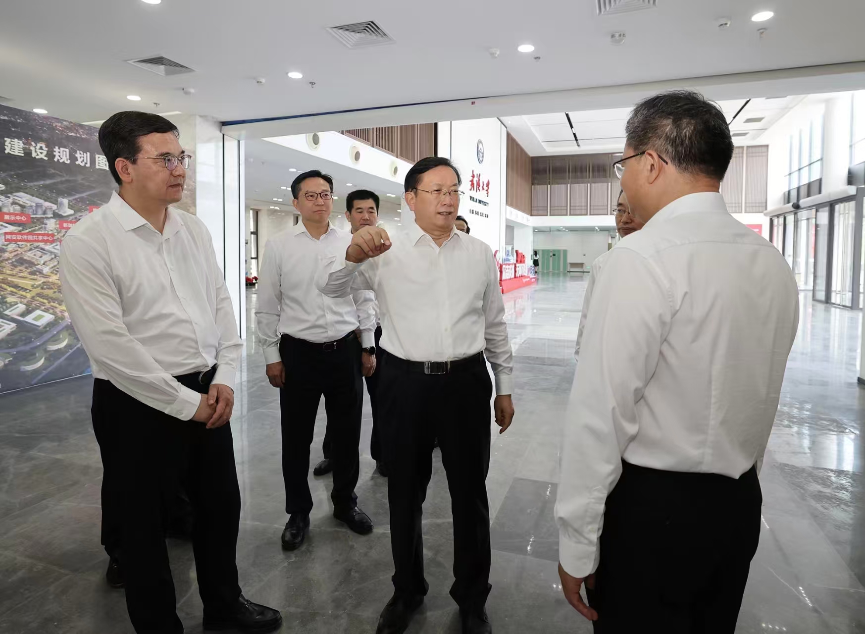王忠林在武汉调研时强调 加快建设国家网络安全人才与创新基地 打造更高水平的“中国网谷”