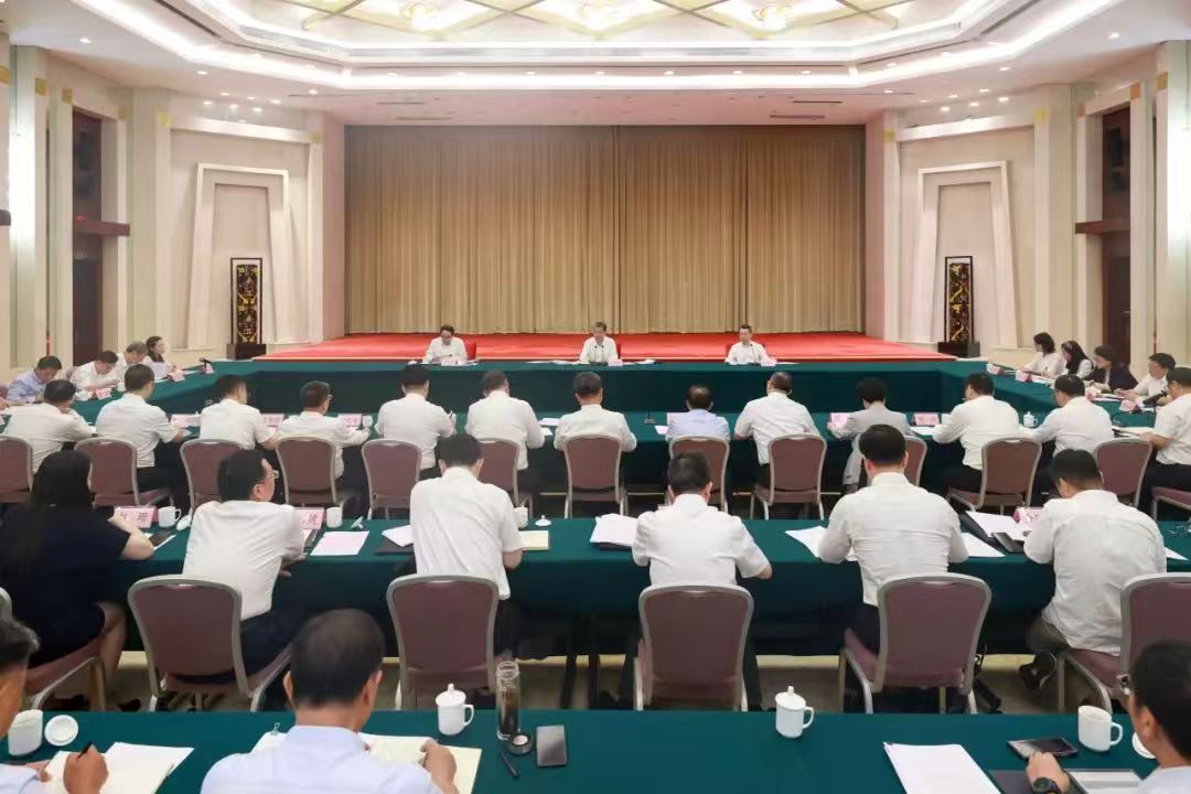 教育部在武汉召开落实纲要和三年行动计划、深化教育综合改革中部片区调研座谈会